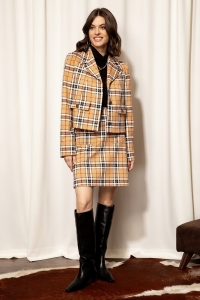 39  / 50 ����� 10360 ������ 20654 ���� 3763 
42 - 48 ���� 170